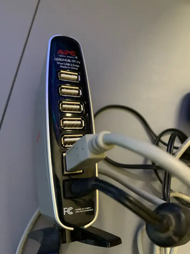 APC USB HUB