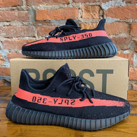 Core Red Yeezy 350’s size 10.5