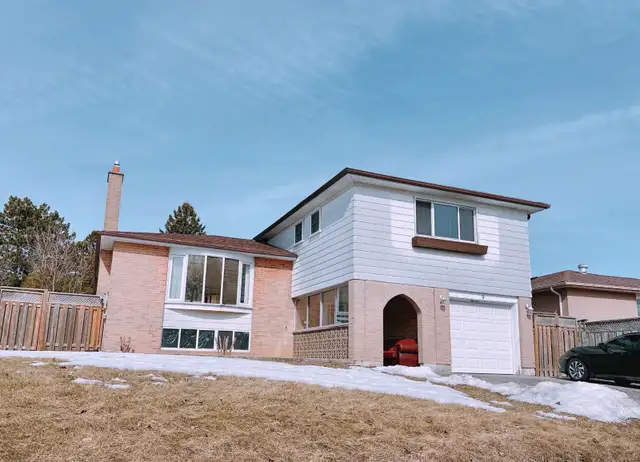 UTSC and Centennial College 3 rooms apartment for rental