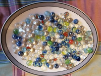 170 GLASS MARBLES, BALL  AND ROUND CABOCHOR SHAPES, 15MM