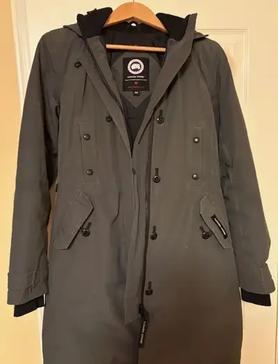 Canada Goose Long Women's Parka (M), View more