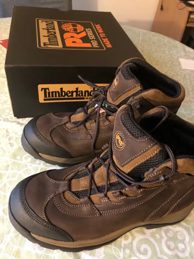 Timberland PRO Series WorkBoots in Men's Shoes in Mississauga / Peel Region - Image 3