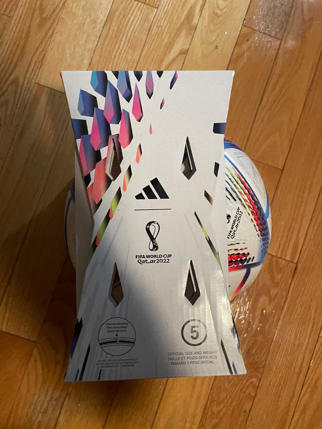 Qatar World Cup 2022 Soccer ball in Arts & Collectibles in Winnipeg - Image 2