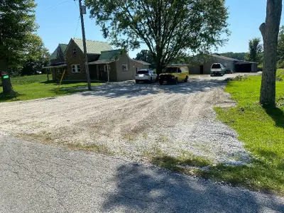 25 ACER FARMLAND WITH HOUSE PROPERTY FOR LEASE IN HALDIMAND 25 Acer farmland, approx.3000sqf house,...