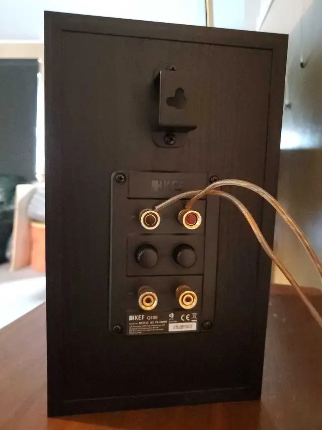 Kef Q100 Bookshelf speakers in Speakers in Markham / York Region - Image 4