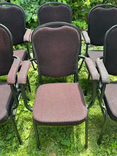 Chaises pour buffets ou spectacles, View more