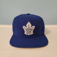 Mitchell & Ness Toronto Maple Leafs Fitted Hat 7-1/2 Blue