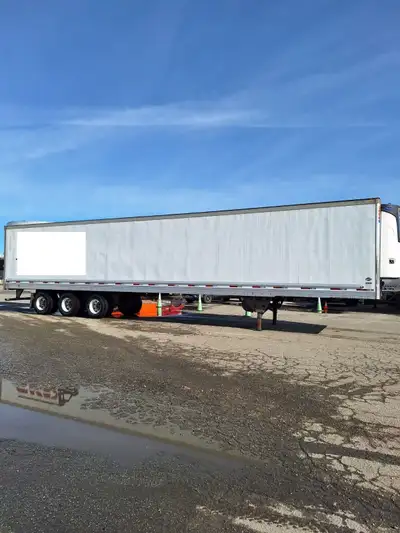 2020 Utility Tridem Tri Axle Reefer Trailer Carrier Reefer, 6000 hours on reefer, great shape, will...
