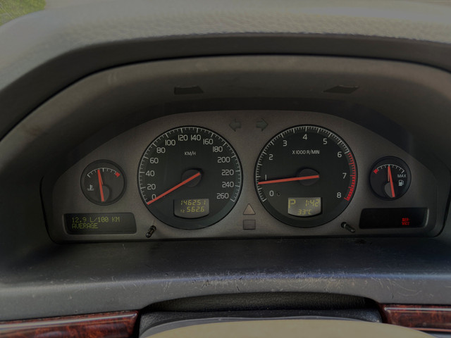 2001 Volvo S80 2.9L – LOW KM – $2,000 FIRM dans Autos et camions  à Laval/Rive Nord