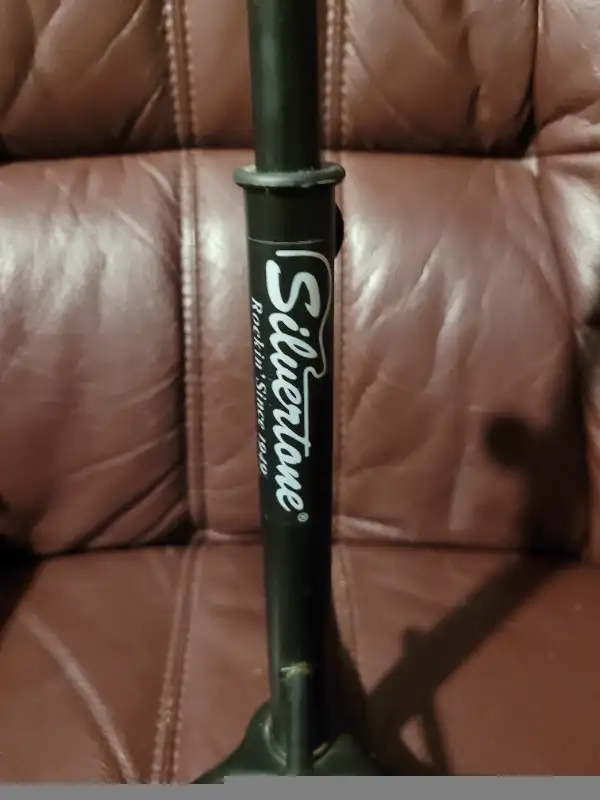 Adjustable Guitar Stand (1) in Guitars in Chatham-Kent - Image 3