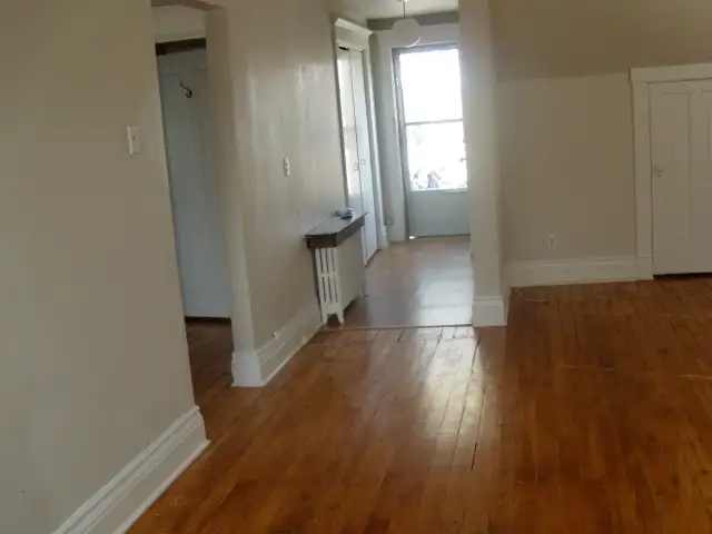 1 Block from Victoria Park!