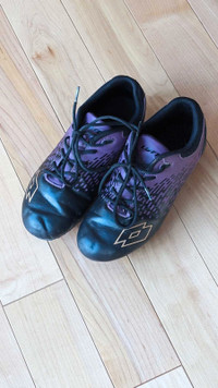 Souliers de soccer Lotto Shoes