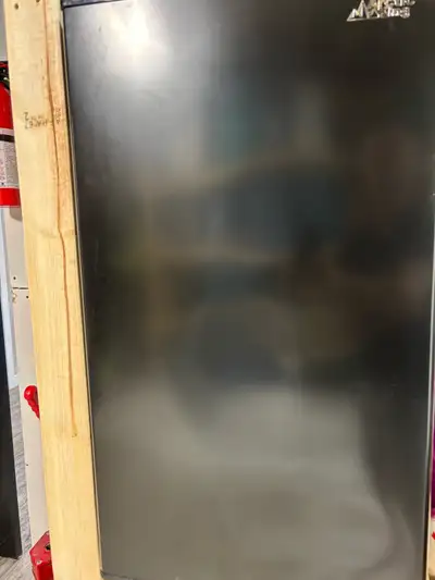 Artic king bar fridge for sale. I believe it’s about a year old and has been utilized only for keepi...
