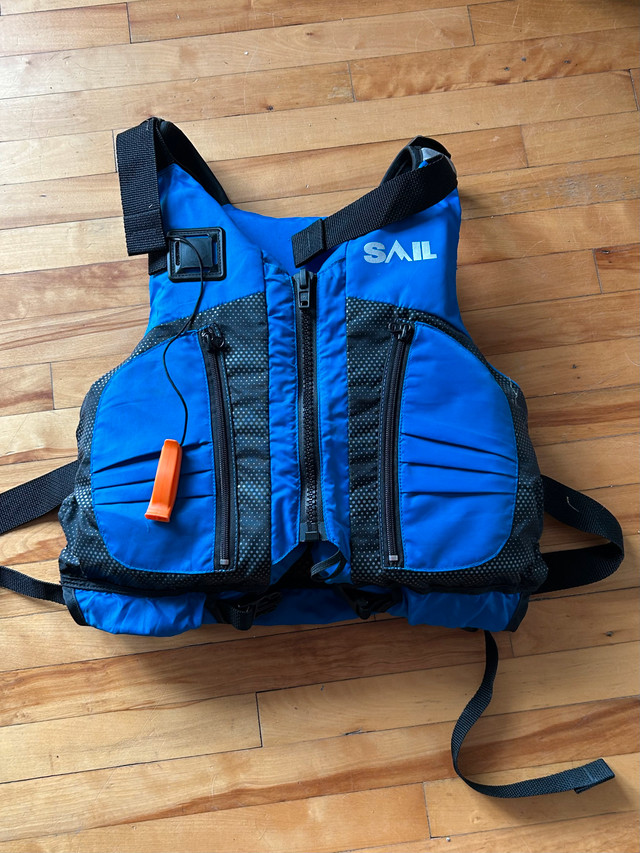 Vestes de flotaison dans Sports nautiques  à Sherbrooke