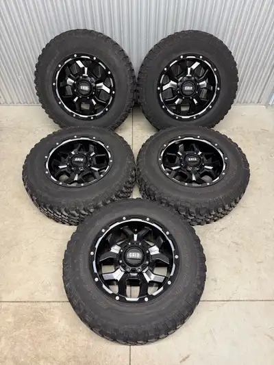 17x9” (+15 offset, 78.1mm hub) GRID “GD07“ 5x127 + 5x114.3 bolt patterns + LT255/75R17 BFGoodrich Mu...