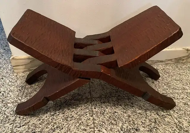 Rare Vtg Hand-Carved Folding Wooden Stool w/ Red Velvet Cushion in Arts & Collectibles in City of Toronto - Image 4