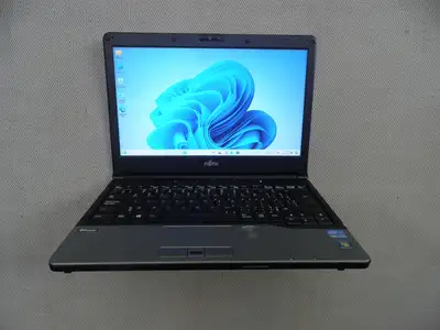 Fujitsu LifeBook S762 i5-3th gen, Laptop, View more