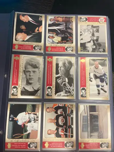 NM Gordie howe hockey cards 2003