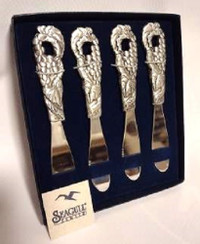 Seagull Pewter Grapes Spreader Knives