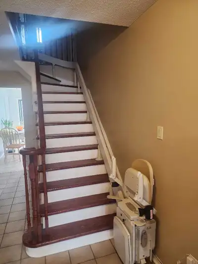 New Acorn stairlift with 1 turn, View more