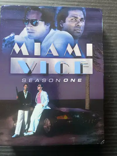 Season 1 (six discs) of Miami Vice in VG condition. The series includes music from Phil Collins, U2,...