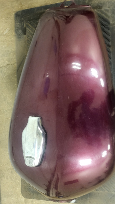 1982 yamaha maxim gas tank in Motorcycle Parts & Accessories in Edmonton - Image 3