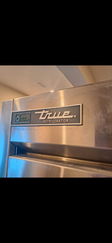 True Refrigerator in Other in Barrie - Image 4