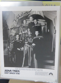 Star Trek Deep Space Nine Crew Autograph
