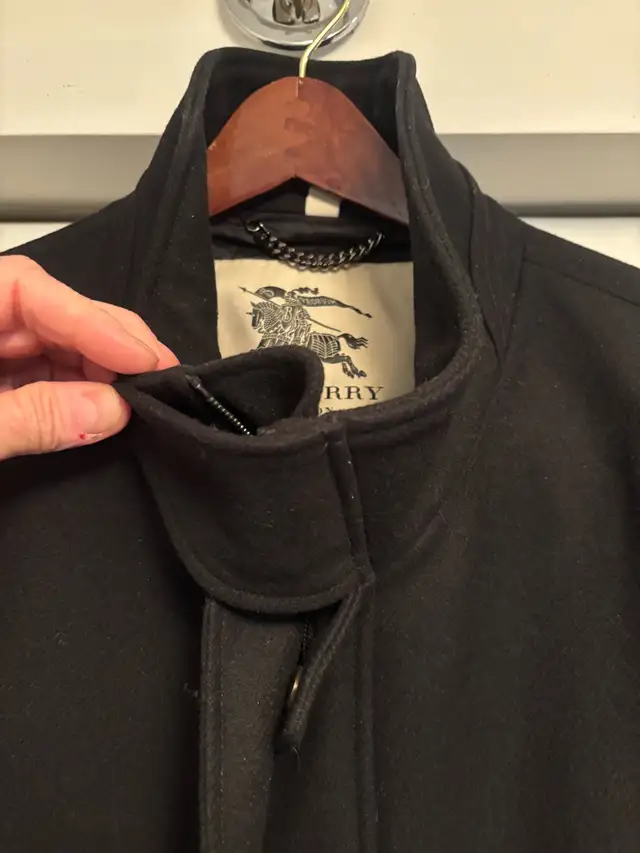 Like New Men’s Burberry Wool Winter Coat XXL in Men's in City of Toronto - Image 9