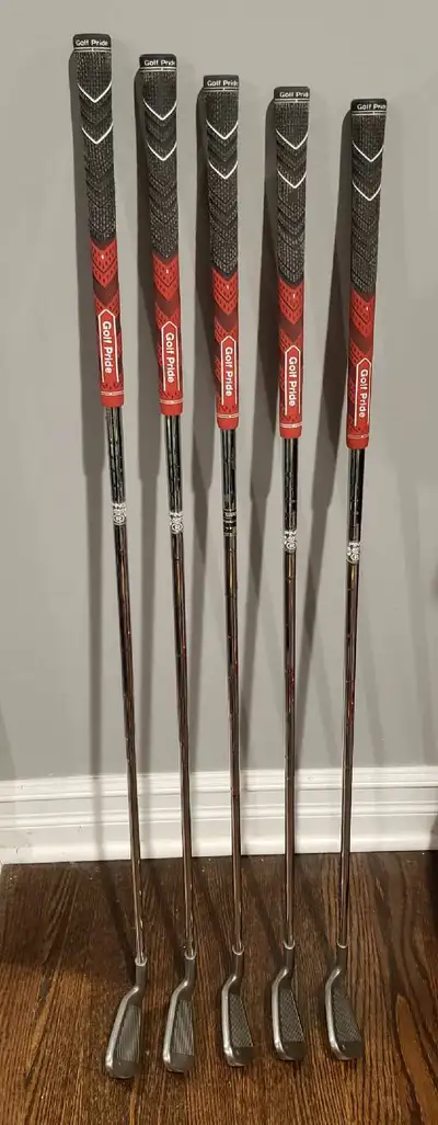 Ping G15 Golf Irons, Great Condition W/ OEM Nice Headcovers, View more