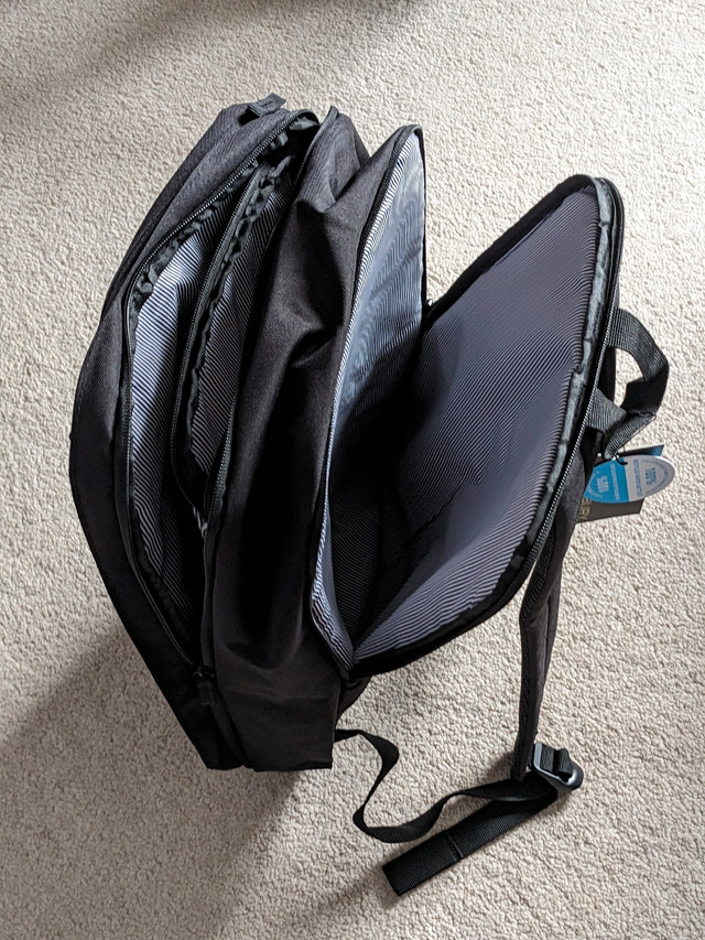 Brand New Ashbury Backpack in Laptop Accessories in Markham / York Region - Image 4