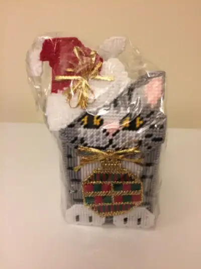 New Grey Cat Tissue Box Cover Christmas Decor For Sale, Voir plus