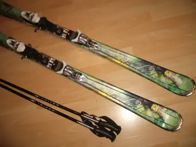 ski alpin NORDICA 152 cm  + choice of poles, View more