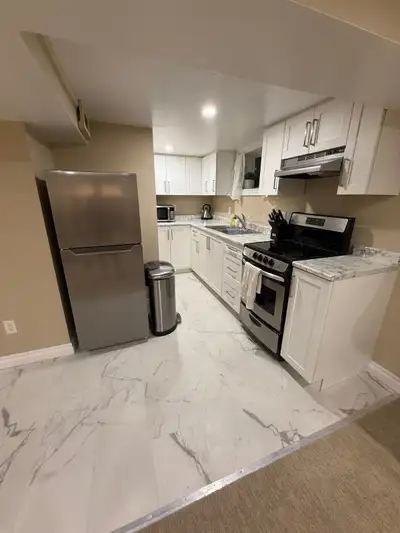 Bright Spacious Bachelor Basement Apartment Scarborough $1300