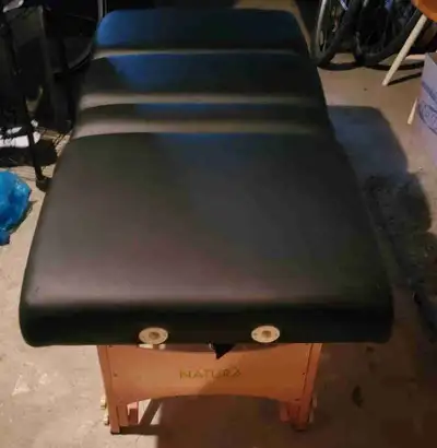 table de soins , View more