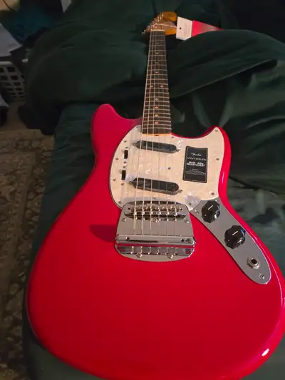 Fender Vintera 3 Mustang, View more