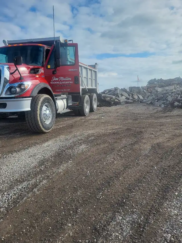 DUMP TRUCK FOR RENT TANDEM AXLE63009266110465121