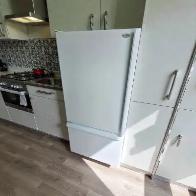 FREE FRLIVERY!! Perfectly working Beamont Fridge $300:, View more