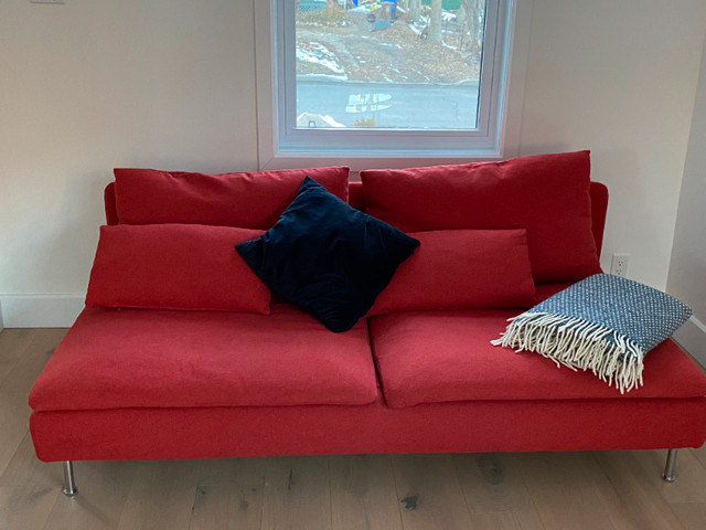 Brand new couch dans Sofas et futons  à Ouest de l’Île - Image 4
