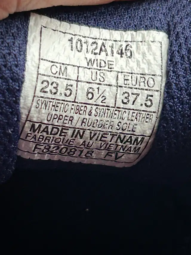 Asics GT-2000 7 Running Shoes – Women’s Size 6.5 Wide in Women's - Shoes in Markham / York Region - Image 11