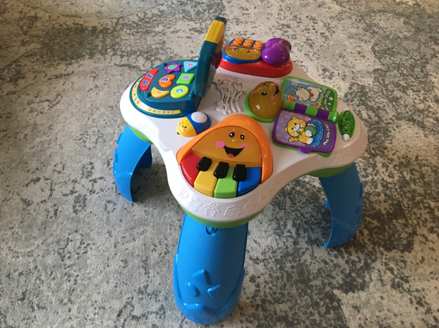 Fisher-Price Musical Table in Toys in Markham / York Region