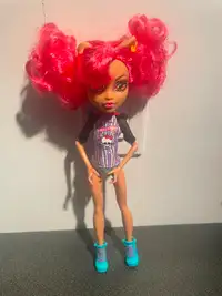 Monster High Howleen Wolf Doll Dance Class 2012 Pink Hair Clawde