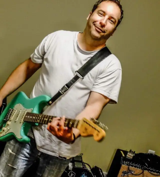 Pro Guitar Instruction556564870794455041