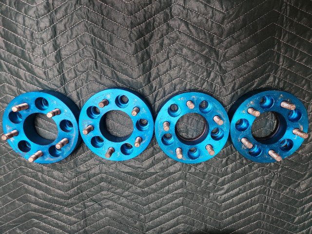 FX WHEEL SPACERS  1 1/2" thick in Tires & Rims in St. Catharines