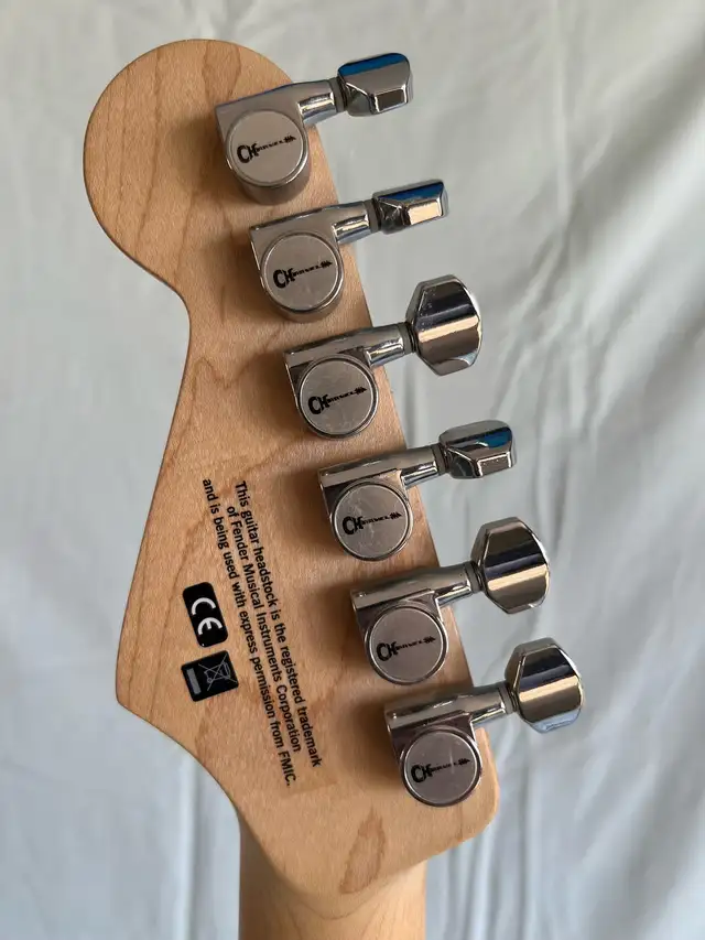 Rare 2016 Charvel San Dimas Pro Mod 2H FR in Guitars in Oakville / Halton Region - Image 8