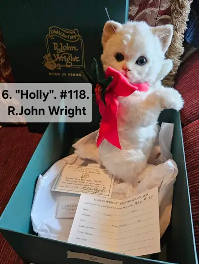 R. John Wright Holly Xmas Kitten: Ltd Edition, View more