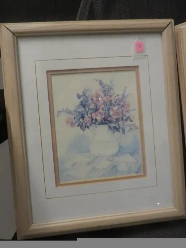 2 framed pictures, 10x12, both for $8 in Home Décor & Accents in Ottawa - Image 3