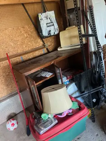 Ramassage des déchets et démolition de terrasse/hangar, in Other in Gatineau - Image 2