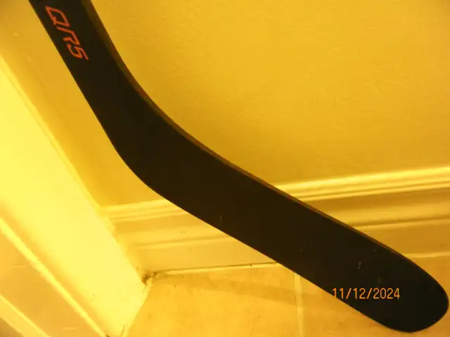 NEW Warrior Covert Hockey Stick in Hockey in City of Toronto - Image 7