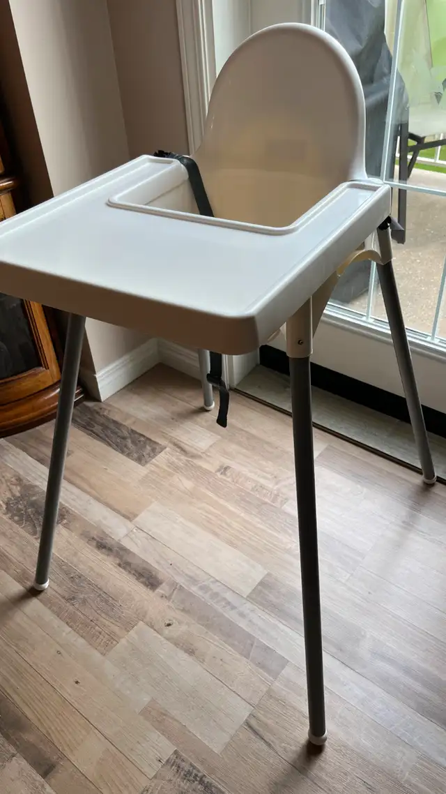 INFANT/TODDLER HIGHCHAIR in Feeding & High Chairs in Calgary - Image 2
